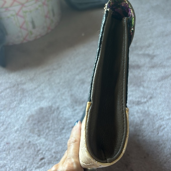 Ted Baker  Script Clutch Bag - Picture 12 of 13